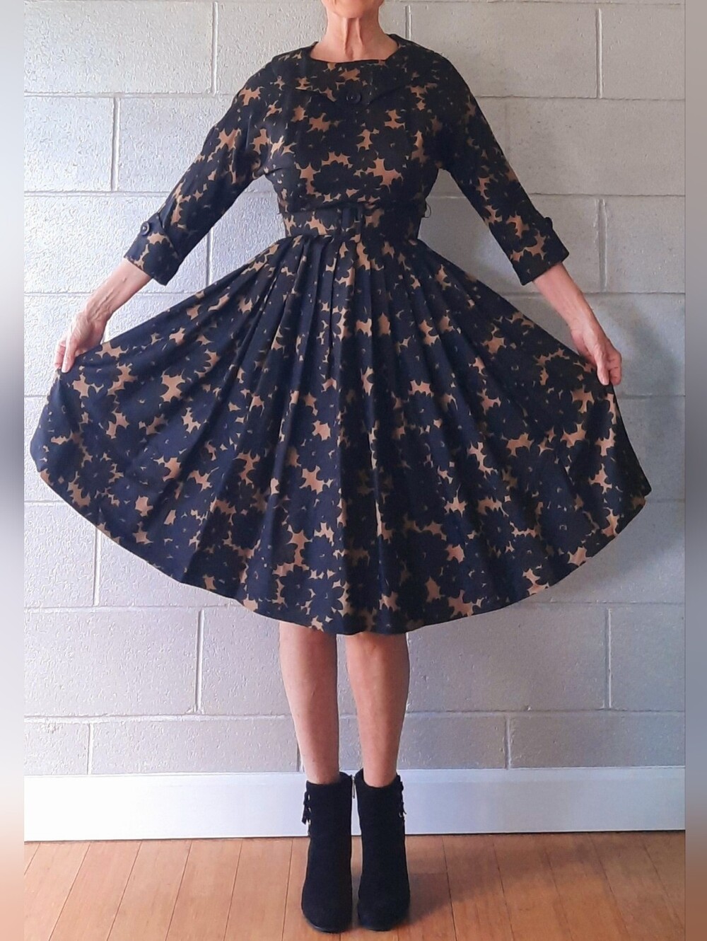 Vintage Black and Tan Floral Knee-length Dress Wilshire of Boston